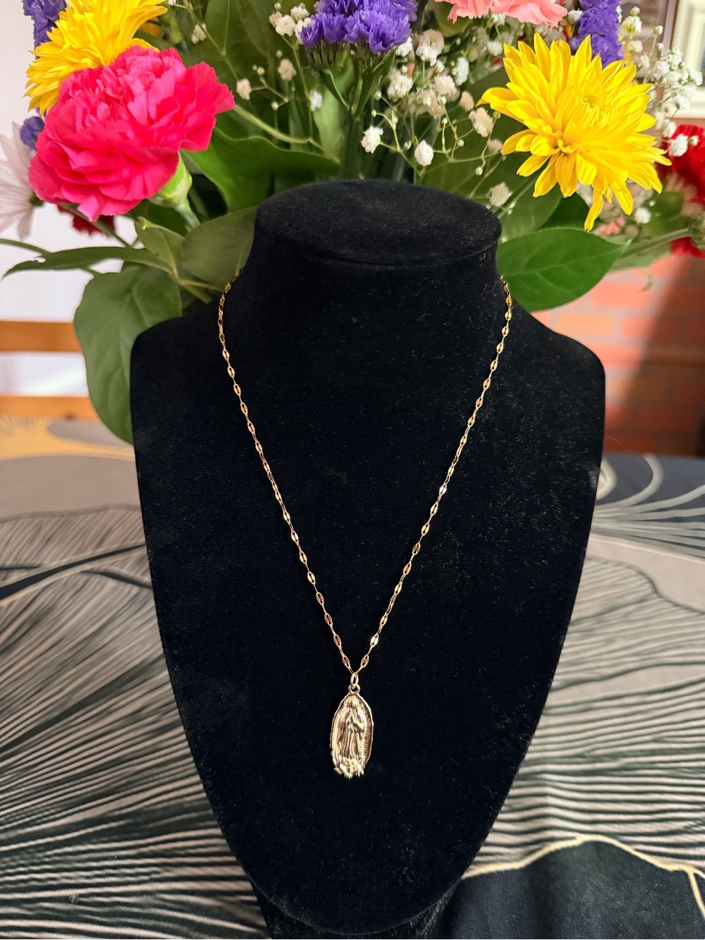 Gold Virgin Mary Pendant Necklace - Women Jewelry
